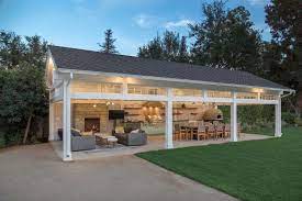 You want to be able to move effortlessly from area to area — particularly when working with a potentially dangerous medium like a grill or pizza oven. 38 Absolutely Fantastic Outdoor Kitchen Ideas For Dining Al Fresco