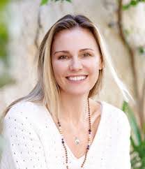 Nancy Millar's Instagram, Twitter & Facebook