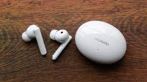 I tested huawei freebuds 4i with the google pixel 2 xl smartphone, and as you know, there is no emui there, which means there is no minimum latency either. Huawei Freebuds 4i Review Tws Buds With Anc And Great Battery Life