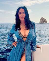 Actress Salma Hayeks Bikini Photos Are Something to Behold: See Her  Swimsuit Pictures
