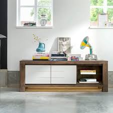 Optez pour un meuble design aux formes épurées. Meuble H H Les Canapes Tables Consoles A Prix Accessibles Cote Maison