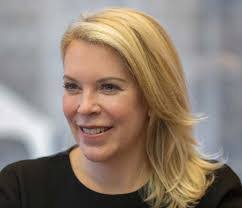 Amanda Weingarten's Instagram, Twitter & Facebook