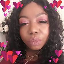 Shantel LeBlanc's Instagram, Twitter & Facebook