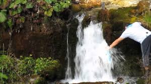 De la cascada celor 7 izvoare au fost efectuate încă din perioada interbelică. Cascada 7 Izvoare Youtube