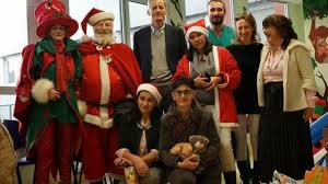Da Facebook allospedale: come nasce la raccolta di giocattoli Natale in  corsia
