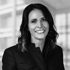 Wendy Holman's Instagram, Twitter & Facebook