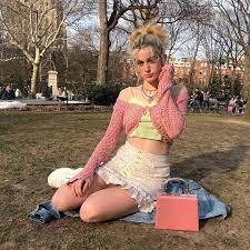 Just look at this outfit, and you will see that a lot of thought went into putting it together. Green And Pink Are My Fav Colors Right Now I Wanna Be A Watermelon Really Cute Outfits Aesthetic Clothes Pretty Outfits
