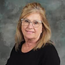 Nancy Upton's Instagram, Twitter & Facebook