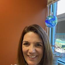 Employees by Last Name