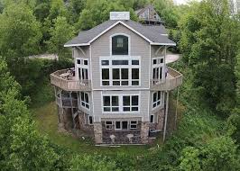 The railey family started the first local vacation rental company, renting the railey cottages to visitors during the early stages of deep creek lake. Taylor Made Deep Creek Vacations Property Tall Castle Vacation Property Lake Vacation Rental Vacation Home Rentals