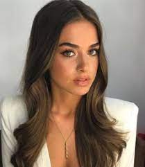 Kronik rahatsızlığı bulunan 30 yaşındaki oyuncu, crohn hastasıyım. 39 Bensu Soral Ideas Turkish Actors Turkish Beauty Actresses
