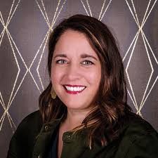 Dina Caruso's Instagram, Twitter & Facebook