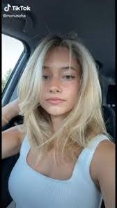 Elise Kaiser's Instagram, Twitter & Facebook