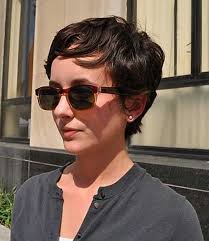 Be that as it may, with the correct cut and shading deceives, you can make your twists work for you. 25 Super Pixie Haircuts For Wavy Hair Short Hairstyles Haircuts 2015 Haircuts For Wavy Hair Big Short Hair Wavy Hair