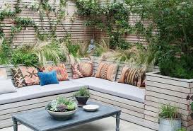 Built In Outdoor Seating Planters 62 Ideas In 2020 Built In Garden Seating Backyard Seating Garden Seating Area