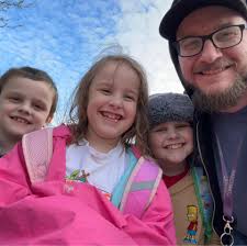 Dimas Perez! Birthday show is in McMinnville February 1st at ForeLand Beer.  Looking forward to hitting a stage again and seeing my folks Anthony  Sanchez, Bad Habitat, The MUST, and more!! 🙌