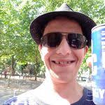 Daniel Kloshen's Instagram, Twitter & Facebook