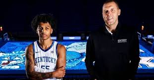 Kentucky offers Lewis Uvwo, top high school basketball center