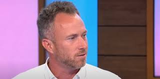 Fern Britton fiercely defended by BBC Strictly star after facing cruel  'game-playing' backlash for crying