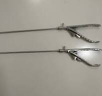 Laparoscopique Porte-aiguilles pour tournevis à mâchoire droite et gauche,  5 mm x 330 mm, 2 pièces