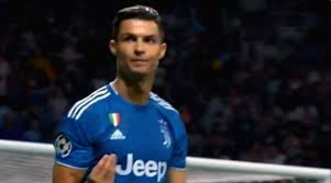 With tenor, maker of gif keyboard, add popular ronaldo animated gifs to your conversations. Cristiano Ronaldo Nega Que Gesto Foi Provocacao A Torcida Do Atletico De Madrid Goal Com