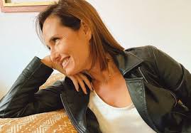 Juntas e de mão dada": Fernanda Serrano mostra fotos raras do rosto da mãe