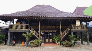 Mengenal rumah adat sumatera selatan lebih dekat (ciri khas, jenis, ruangan, dll). 63 Gambar Rumah Adat Palembang Gratis Gambar Rumah