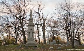 Forest Home Cemetery Paying Respects To Milwaukee Beer Barons Forest House Cemetery Milwaukee Beer