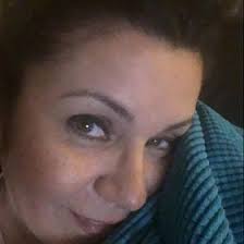 Evelyn Amoros's Instagram, Twitter & Facebook