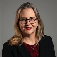 Carolyn Barrett's Instagram, Twitter & Facebook