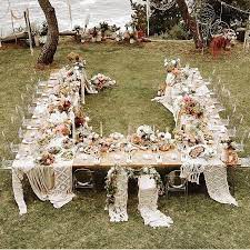 And you can work with detailed yet minimalist wedding trends. Pin On Weddings Barn