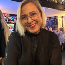 Has anyone ordered from https://www.pinkpalmpuffirelands.com??