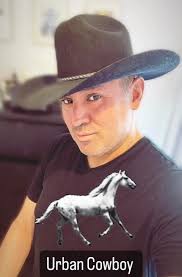 Houston Single Seeking Gentleman for Dating and Travel