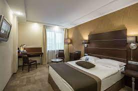 This venue is set within easy reach of the art museum state tretyakov gallery and in the very heart of moscow. Hotels In Moscow Yakimanka Park Inn Moscow Sadu Hotel