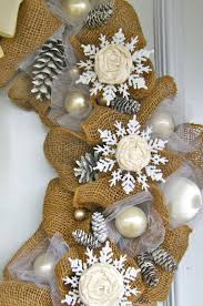 Elegant Burlap And Snowflake Wreath Fynes Designs Burlap Christmas Decorations Christmas Wreaths Burlap Christmas