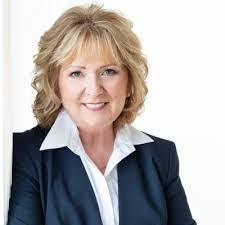 I am honored to share that I have been recognized as an American Express  Global Business Travel Pacesetter!