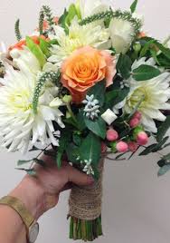 Orange And White Wedding Bouquet Created By The Wild Orchid Florist Echuca Vic 0354806777 Thewildorchid Orangeroses Orchid Florist White Wedding Bouquets