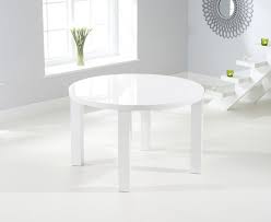 We also offer a number of sleek, contemporary designs, which feature angular architectural shapes and motifs. Para Large White High Gloss Round Modern Kitchen Dining Table