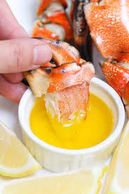 Use a small fork to pull all of the meat out of the crab legs and claws. Crab Claws With Lemon Butter Sauce Tipbuzz