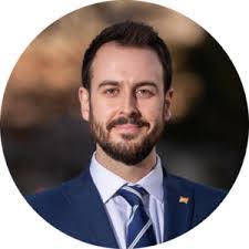 Darrell Lovett's Instagram, Twitter & Facebook