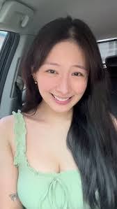 Hope Seitz's Instagram, Twitter & Facebook