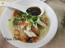 Nur ramizah berkongsi resepi masak mee/bihun sup siam yang menjadi dan yang penting sedap. Diari Diela Bihun Sup Ayam