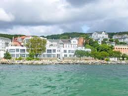 Sie finden ihre neue mietwohnung im dachgeschoss eines mehrfamilienhauses in der hafenstadt sassnitz. Ostseeresidenz Sassnitz F548 Wg 5 Mit Sauna Terrasse Meerblick Sassnitz Aktualisierte Preise Fur 2021