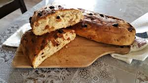 Impastate per 20 minuti a bassa velocità o comunque fino a. Pane Con Pasta Madre All Uvetta Sultanina