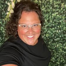 Amy Wipf's Instagram, Twitter & Facebook