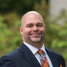 conDati CEO And Leadership: Executives and Demographics