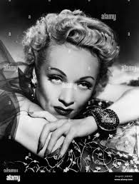 Portrait dietrich marlene Black and White Stock Photos & Images