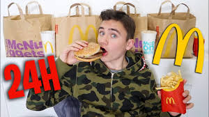 Je Mange Que Du Mcdonald S Pendant 24h Neo The One Youtube