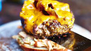 Celebrity chef jamie oliver tries to answer as many food questions as possible in 60 seconds. Jamie Oliver Der Weltbeste Burger Rezepte Amerikanisches Essen Kochrezepte