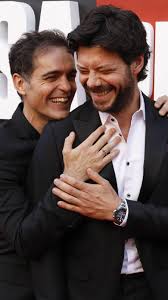 Álvaro antonio garcía pérez, known professionally as álvaro morte, is a spanish actor. Money Heist Are Alvaro Morte And Pedro Alonso Brothers